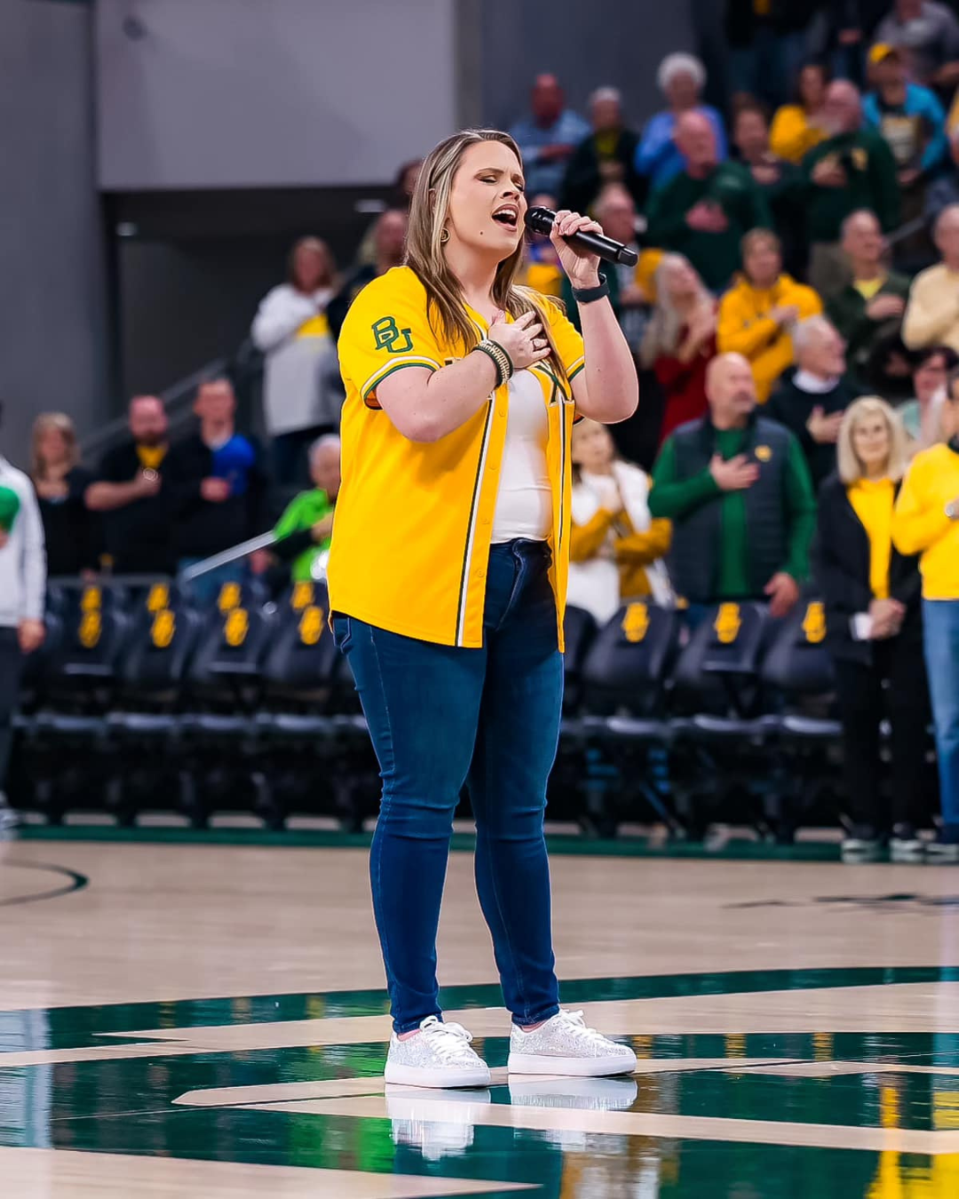 Holly Tucker singing